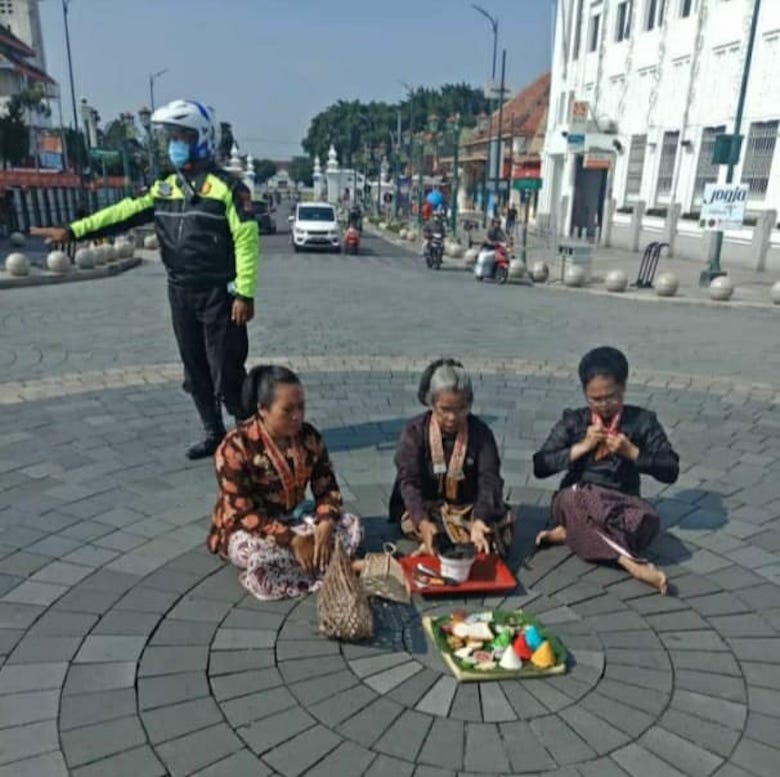 Tentang Wong (Sing) Ndalan